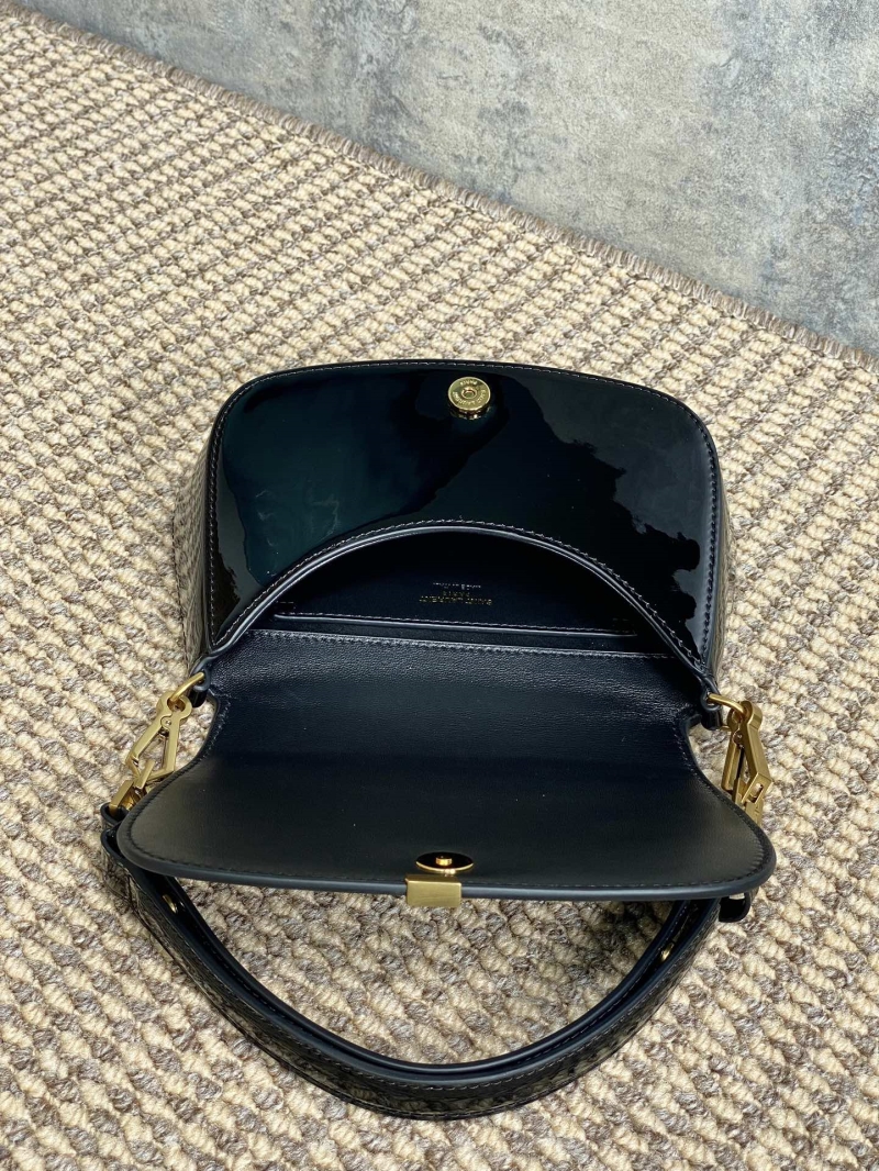 Y51 hobo bags